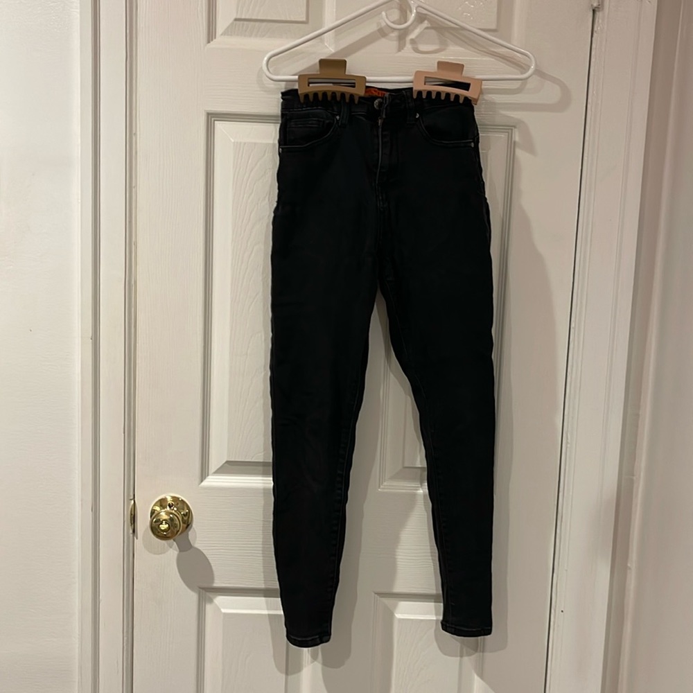 fitting jeans, sculpt your body